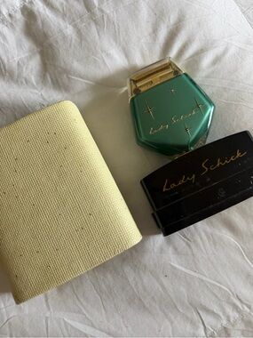 ✨Working Lady Schick Vintage 50s Green Starburst Razor with Case
